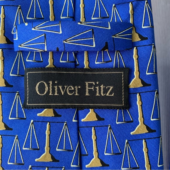 “Oliver Fitz” Silk Tie Blue with the Scales of Justice Lawyer Gift - Picture 8 of 10